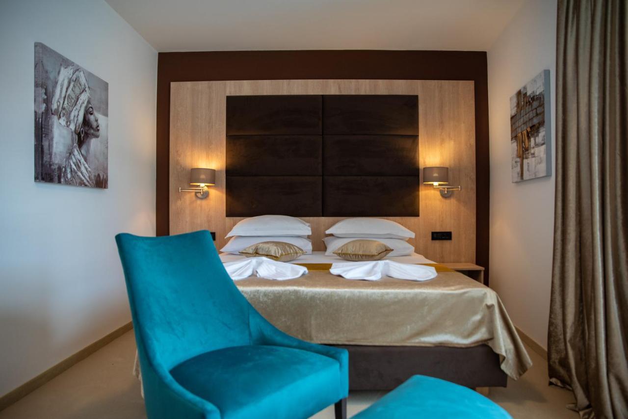 Hotel Meduza Senj  Exterior photo