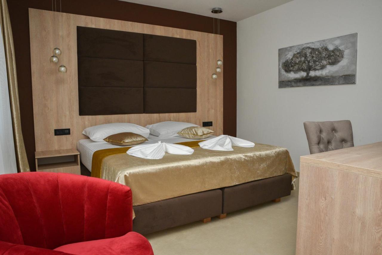 Hotel Meduza Senj  Exterior photo